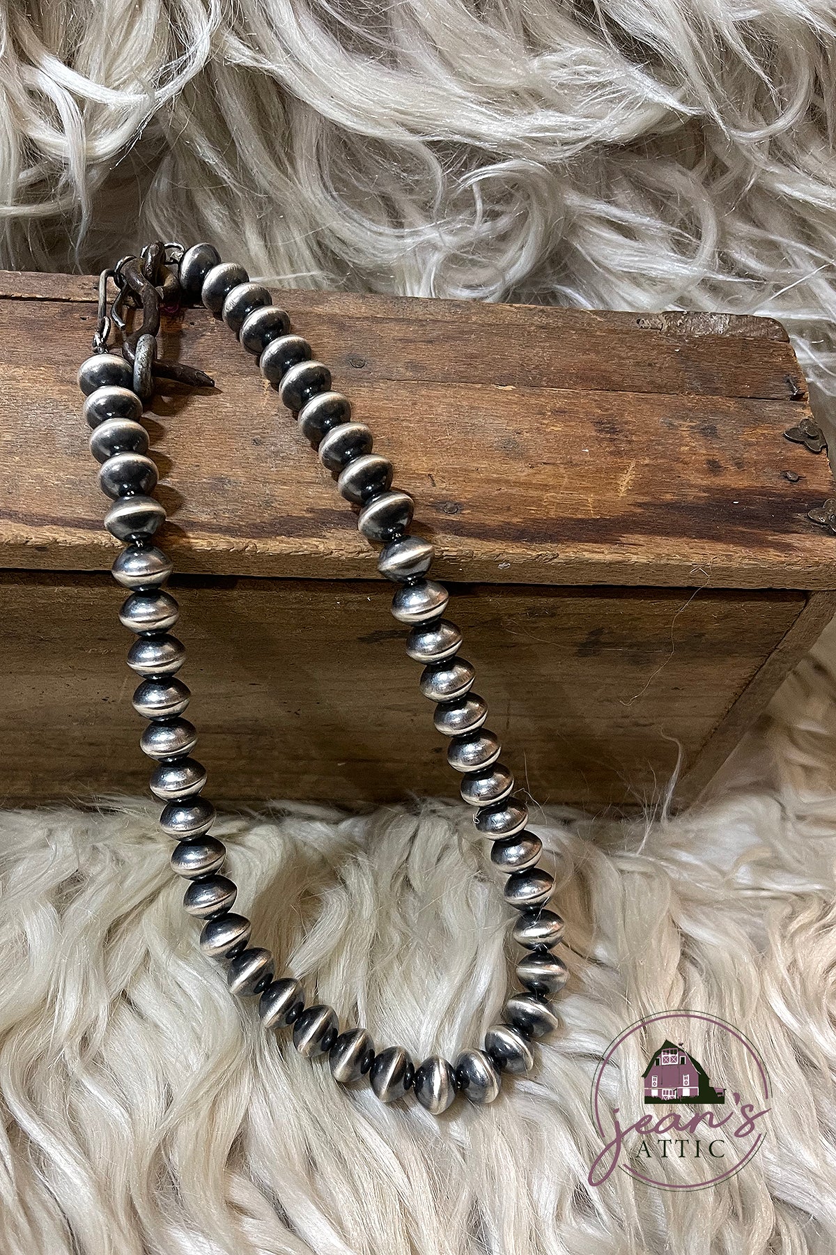 16" 10 mm Navajo Disc Pearl Necklace