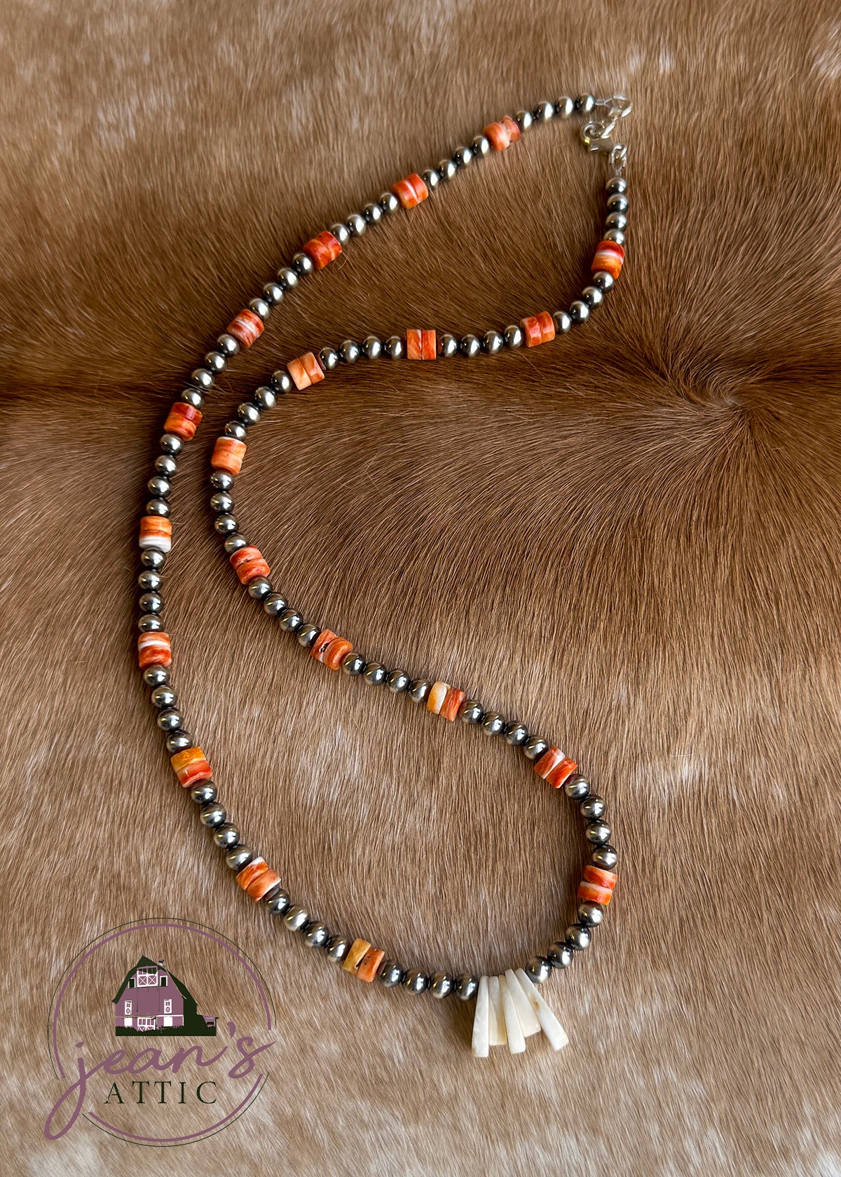 Navajo Pearl with Spiny Oyster Necklace