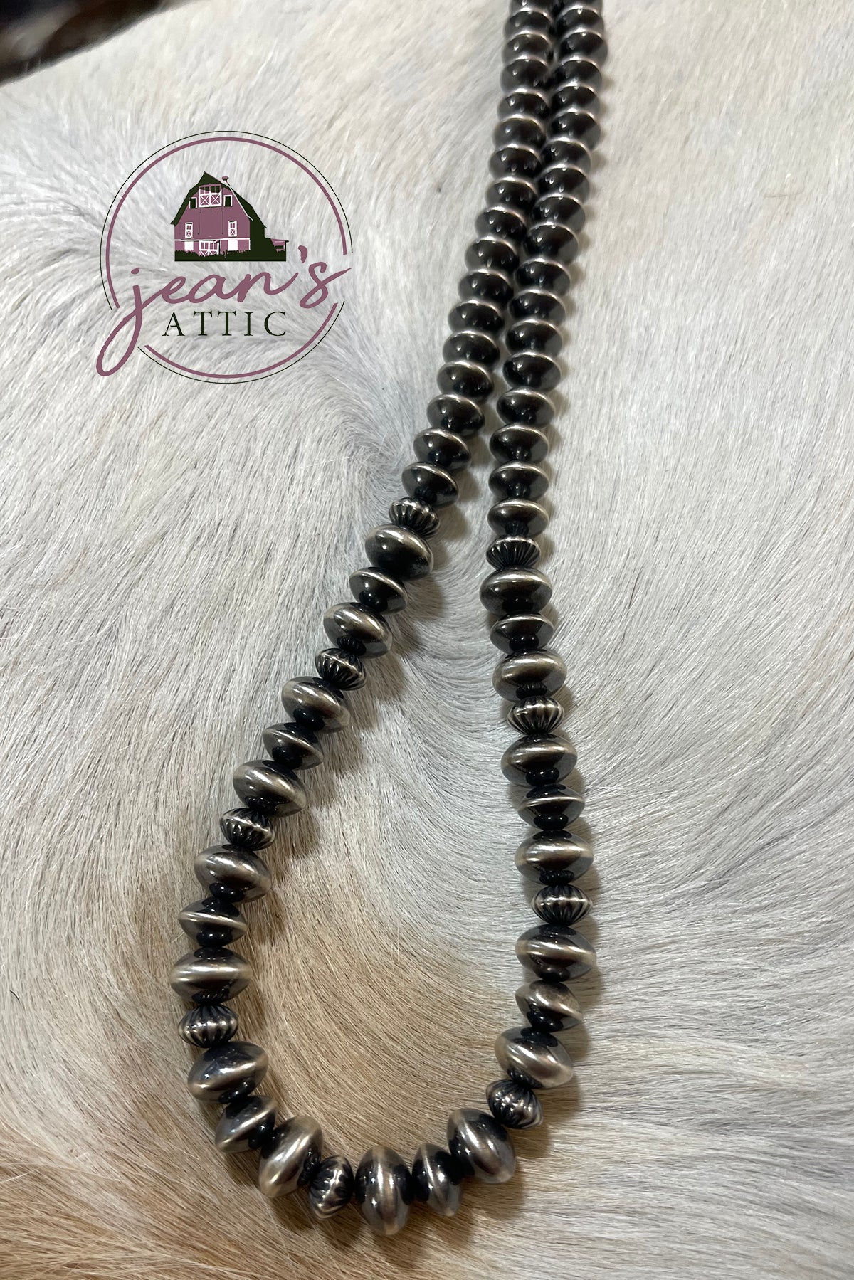 16" 8 mm & 9 mm Navajo Disc Pearl Necklace