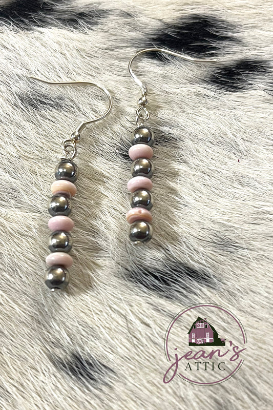 Pink Conch & Navajo Pearl Earring